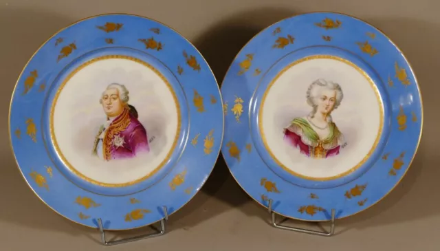 Louis XVI and Marie Antoinette, pair of decorative plates in Sèvres 19th century