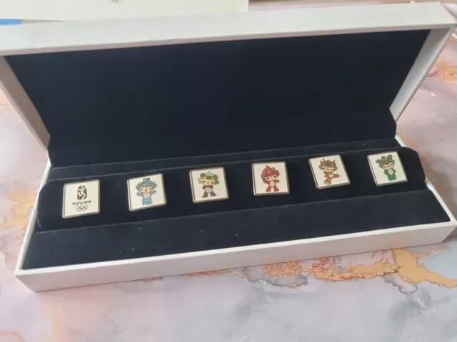 2008 Beijing Olympics Mascot Pin Set of 6 in Case & Sleeve. Please Read Info 🤍