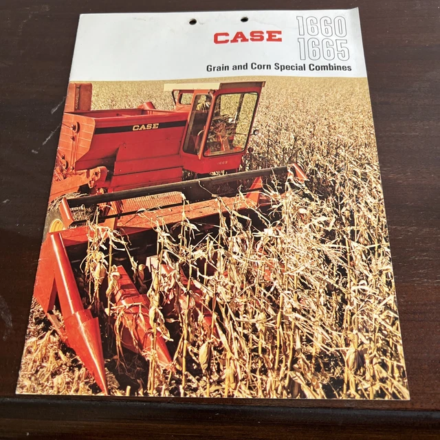 1969 CASE 1660 1665 GRAIN AND CORN COMBINES / 20-page advertising sales brochure