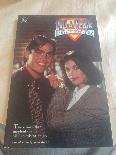 Lois and Clark: New Adventures of Superman (1994) - 1st - Signed 3X!