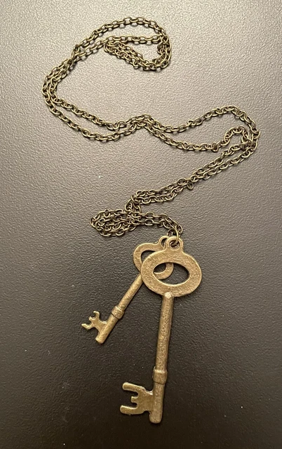 Skeleton Keys Necklace Bronze