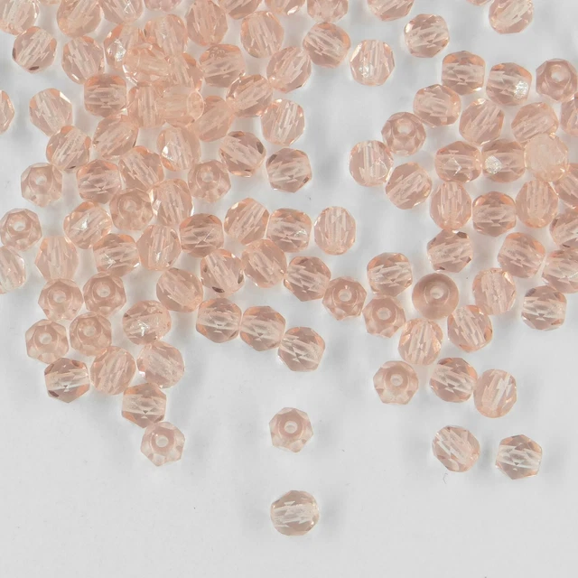 F4  LP *** 60 perles à facettes verre de Bohême 4mm LIGHT PEACH