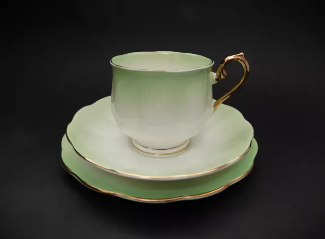 Vintage Royal Albert Bone China Rainbow Green Trio Tea Cup Saucer Plate Hampton