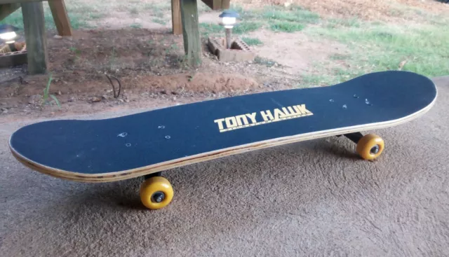 Tony Hawk Signature Series Skateboard Rocket 31" Limited Edition