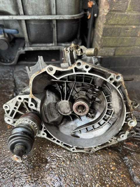 Arbre De Transmission Côté Conducteur Pour VAUXHALL ASTRA J 1.6/2.0 DIESEL - Neuf, Référence 95520531