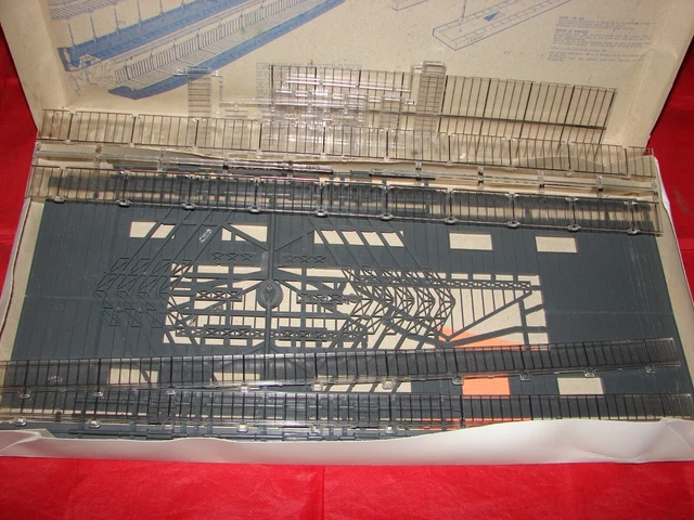 HO MAQUETTE JOUEF HALLE A MARCHANDISES 1022 DECOR TRAIN