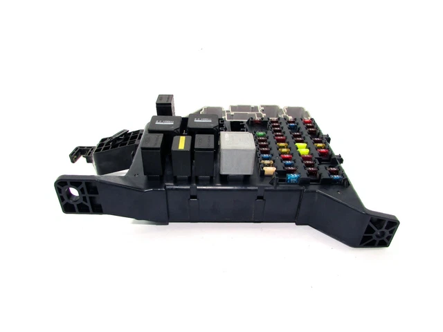 FORD MONDEO MK3 fuse box relay box body FUSE BOX relay 4S7T-14A073-AA £