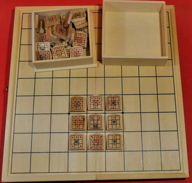 SHOGI (JAPANESE CHESS) TRADITIONAL SET WITH WOODEN PIECES & VINYL MAT (M47)