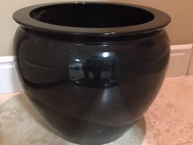 Vintage Gainey Ceramics Pot in Black Gloss