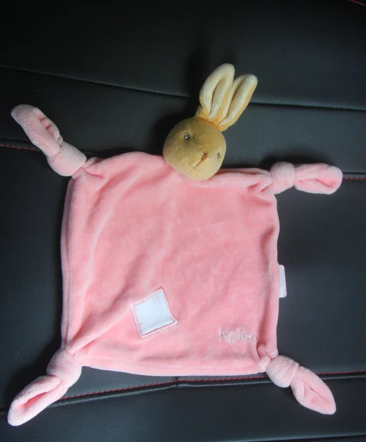 doudou plat lapin rose carre blanc fleur lilirose  kaloo état neuf
