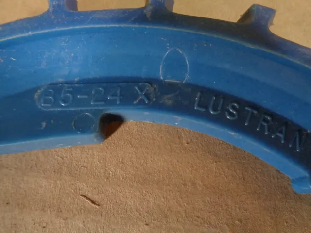 Lustran B5-24X Plastic Planter Seed Plate for John Deere 2