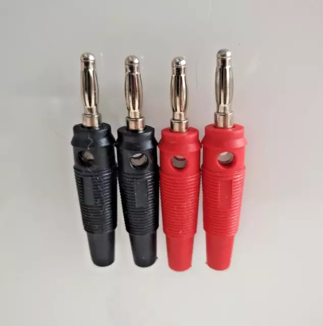 4 Stück Bananenstecker 2x rot 2x schwarz 4mm Buchse mit Querloch