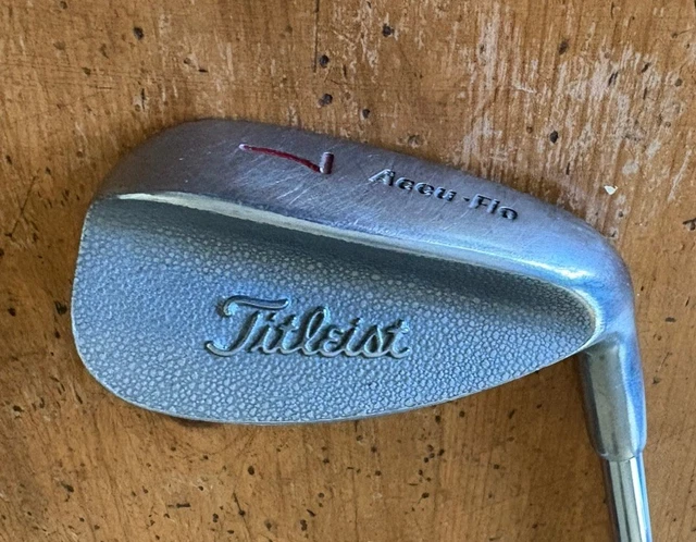 Fer à Repasser Titleist Accu-Flo #4 – Arbre Acier Flex Régulier (droitier)