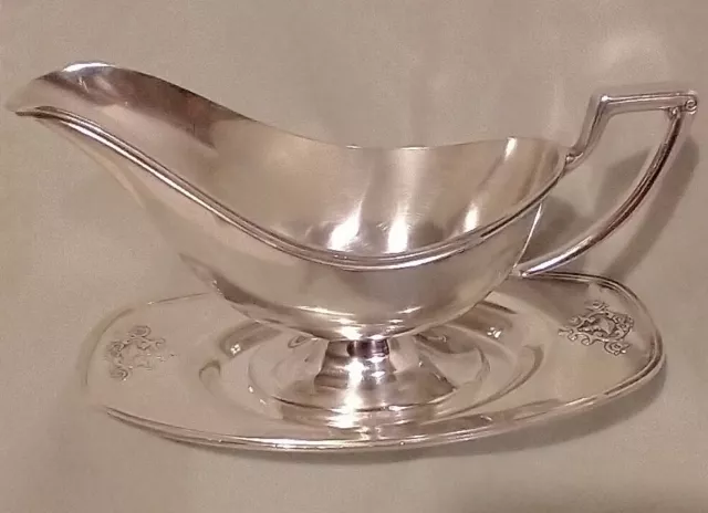 Wm ROGER SILVERPLATE GRAVY BOAT w/ ATTACHED TRAY PRINCESS