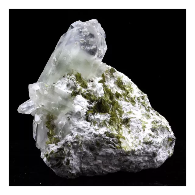 Minéraux collection. Quartz à inclusions de Byssolite + Epidote. 107.0 ct. Enve