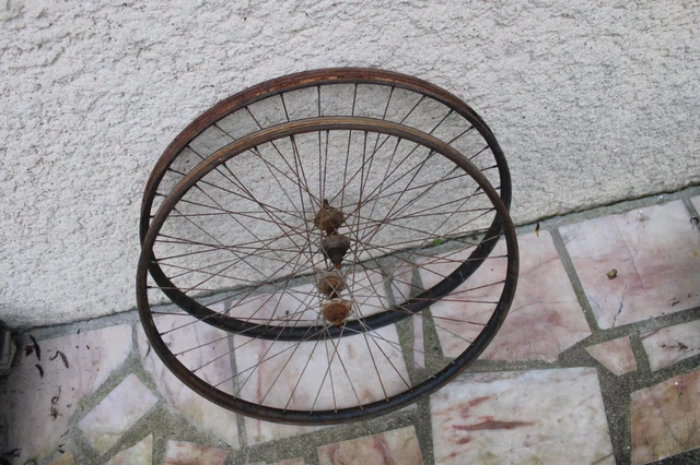 PAIRE DE ROUES Randonneuse Moyeux Maillard Jantes Lyotard Ancien