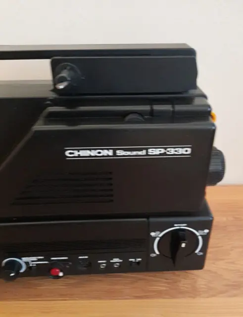 CHINON SOUND SP-330 Proiettore pellicola super 8 mm