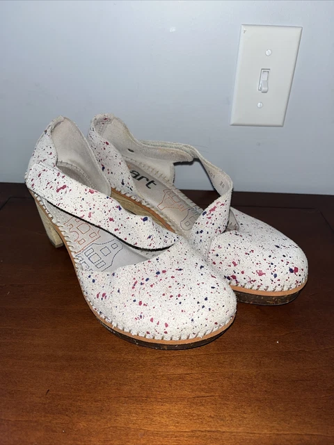 Art discount company clogs