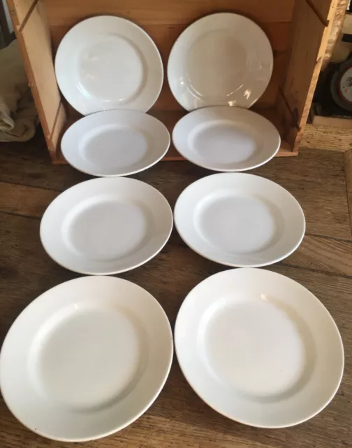 8 assiettes blanches Niderviller