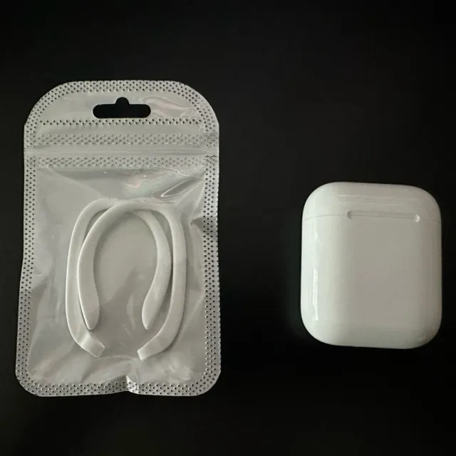 Apple AirPods 1st Generation with Charging Case - White 2