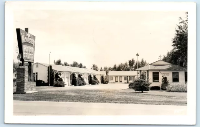 POSTCARD RPPC Monterey Motor Court Idaho c1953 Neon Sign AAA