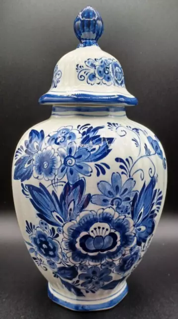 Royal Dutch Blauw Hand Painted Delft Blue & White Baluster Jar Urn Lid 10" Tall
