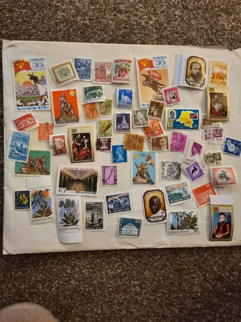 Selection of worldwide assorted stamps from Heron Philatelic Circle