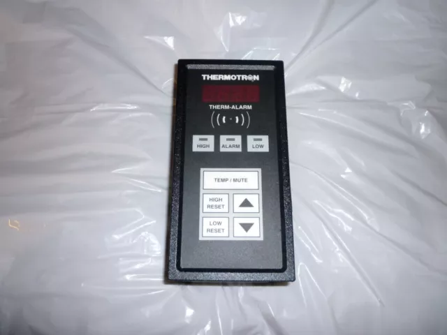 Moniteur Thermotron Industries 2