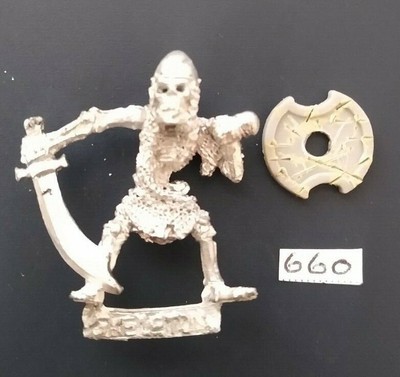 1985 MORTI VIVENTI C17 Scheletro Spada 24 CITTADELLA WARHAMMER VAMPIRO CONTA Tomba Esercito GW 