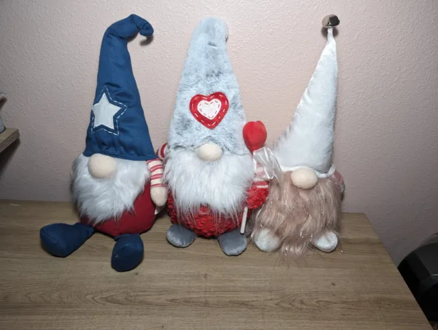 Lot Of 3  6 " Plush Gnomes Decorations Valentine's  And  4th July 🎇 🎆 PreOwned