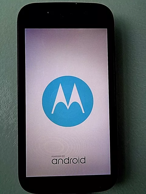 Motorola Moto e smartphone