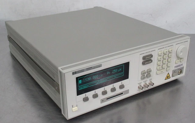 T186785 HP 8168E Tunable Laser Source w/ Connector Option 022 Angled Contact