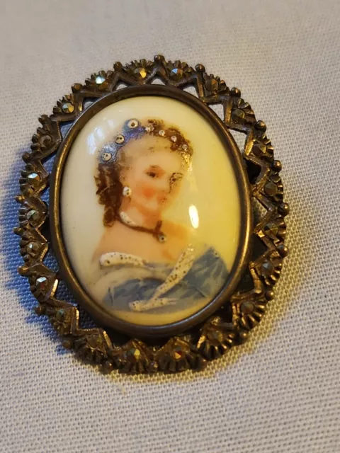 Vintage Sweet Victorian Hand Painted Portrait Brooch Pin Cameo Type