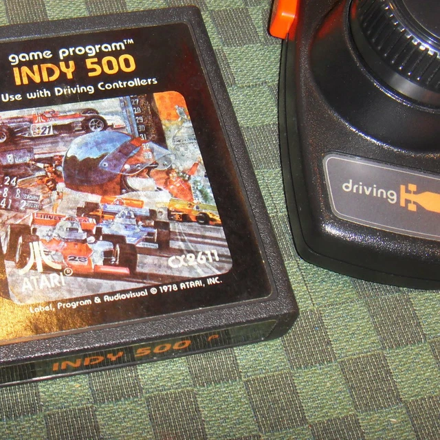 Jeu INDY 500 + 2 Manettes Driving Controllers Pour Atari 2600 – Notice Incluse – Bon état