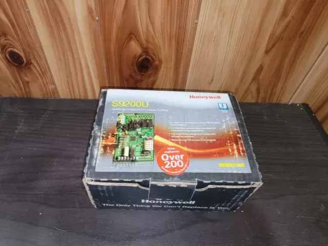 (639) Honeywell S9200U1000 Universal Furnace Control HSI Integrated