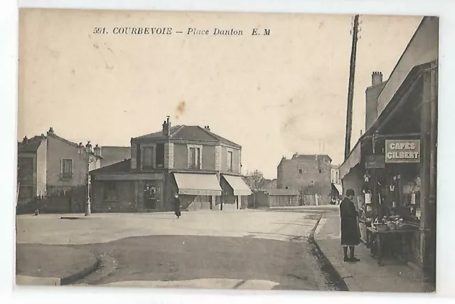 92 Courbevoie , Place Danton