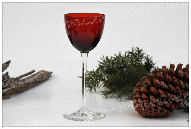 Verre à vin du Rhin en cristal de Baccarat modèle Perfection - Roemer glass (A)