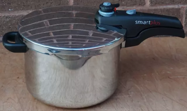 Prestige Stainless Steel Smart Plus 6L Pressure Cooker