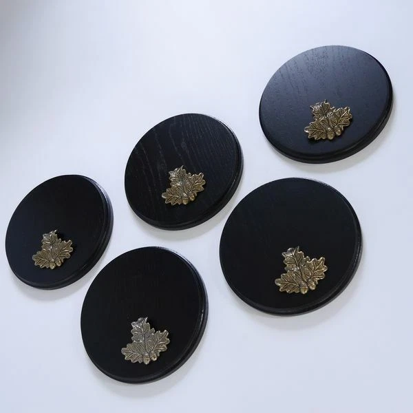 5 X Placa de Jabalí Tablero Keiler Gewaffbrett Oscuro AF17cm +5 Hoja de Roble