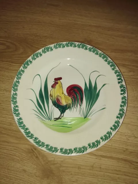 Assiette au coq St Amand Hamage - décor fait main - début XXe