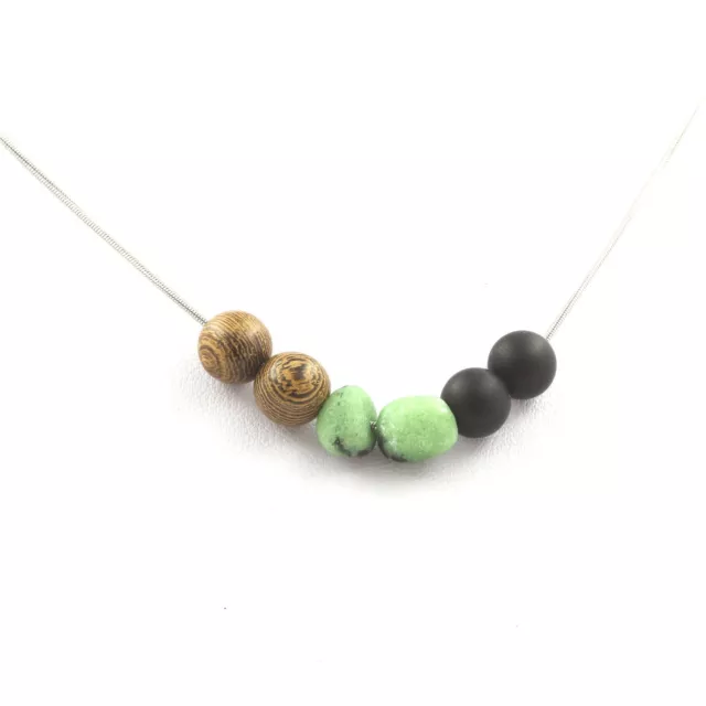 Collier Epidote de Myanmar (Birmanie) + Perles Onyx noir mat + bois 8 Chaine en