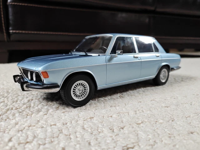 Modèle Réduit 1:18 BMW 3.0S E3 Mkii 1971 Bleu Métallisé - KK Scale - KKDC180406
