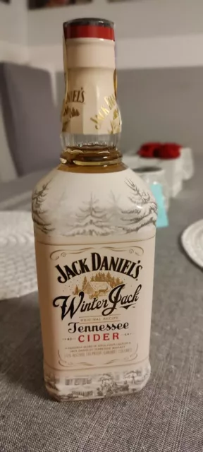 Jack Daniels - WINTER JACK Tennessee Cider - 0,75 Liter 15% Vol.