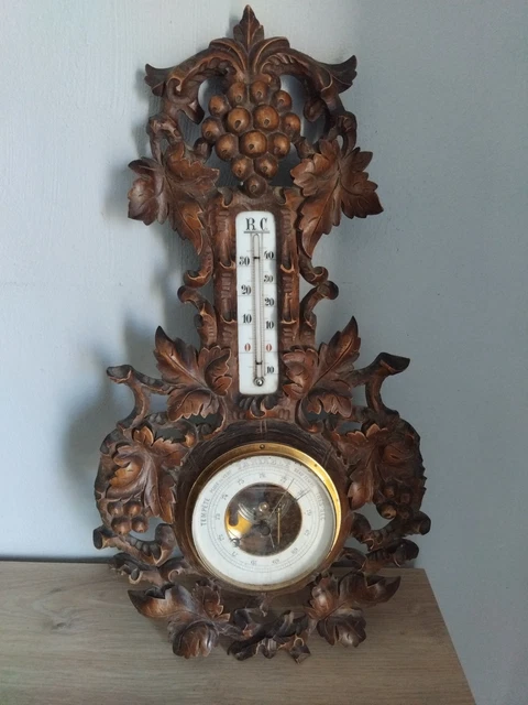 Baromètre ancien en bois sculté - Décoration