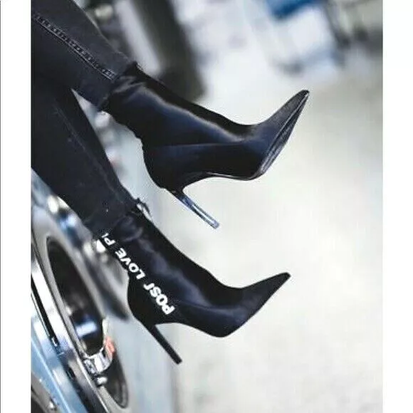 ZARA NUOVI STIVALETTI Neri Stile Calzini Tacco Alto Con Post Love Pre Slogan EUR 72 03 PicClick IT