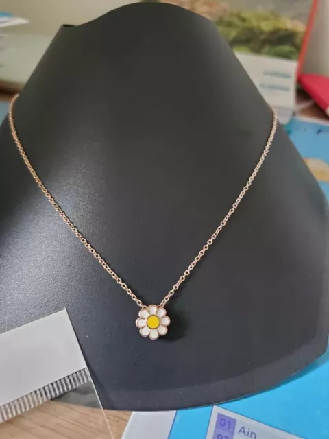 Collier pendentif marguerite fleur enfant femme fille cadeau neuf