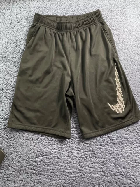 Nike Dri Fit Big Swoosh Logo Basketball Shorts Youth Boys Size Large L Black