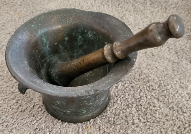 Antiker Mörser Eisen 3 kg schwer mit Pistill