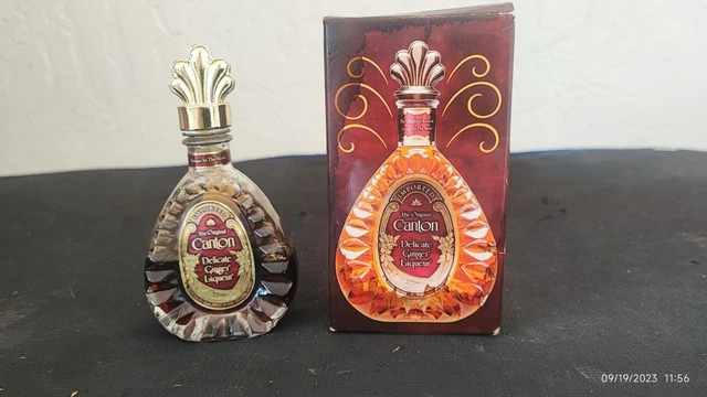 Miniature liquor bottles vintage