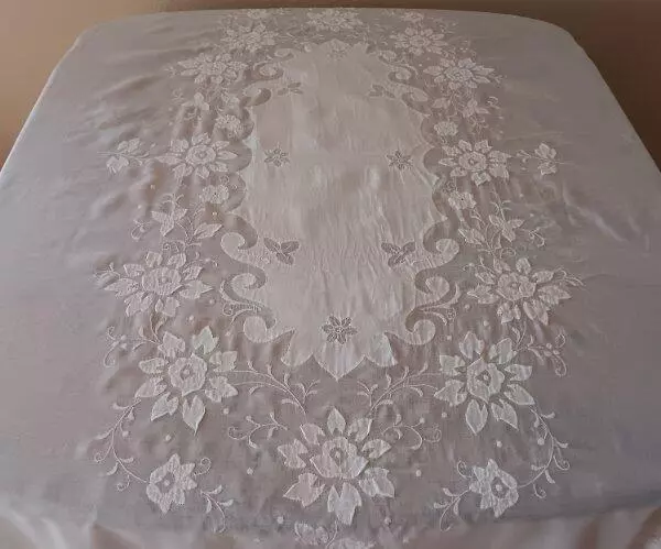 Vintage Madeira Tablecloth White Organdy Linen 81"Applique Embroidered Floral Ov